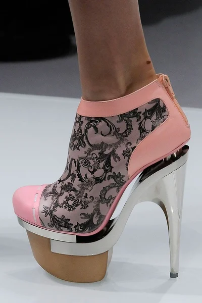Look 29